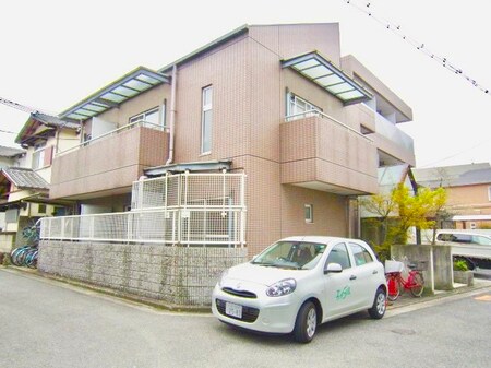 collection諏訪ノ森外観写真