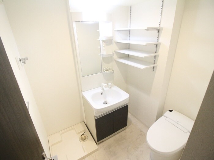 物件内観写真12　(洗面)