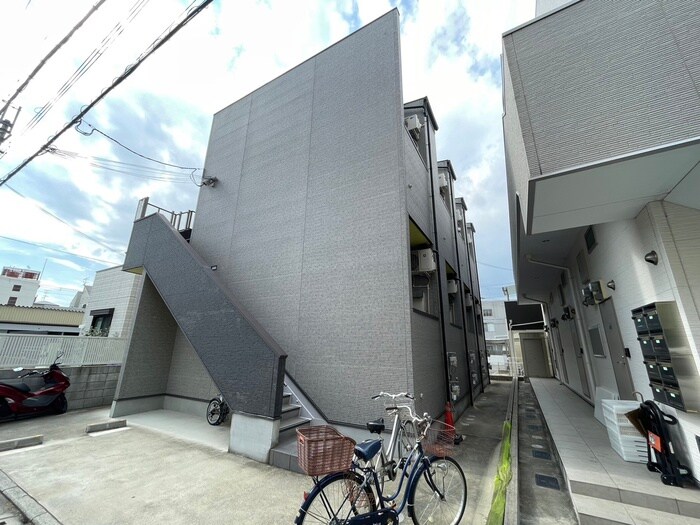 物件外観写真6　(外観写真)