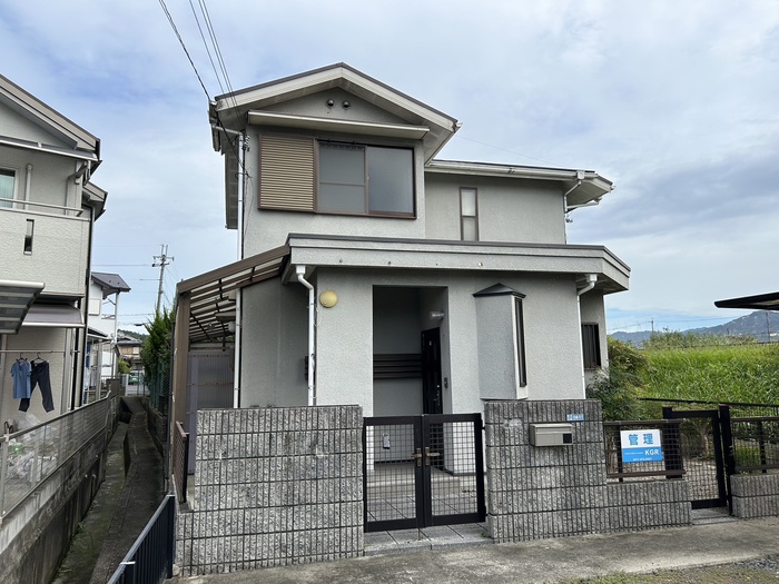 山田邸貸家