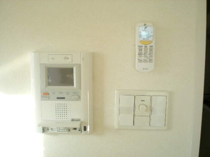 物件内観写真13　(居室)