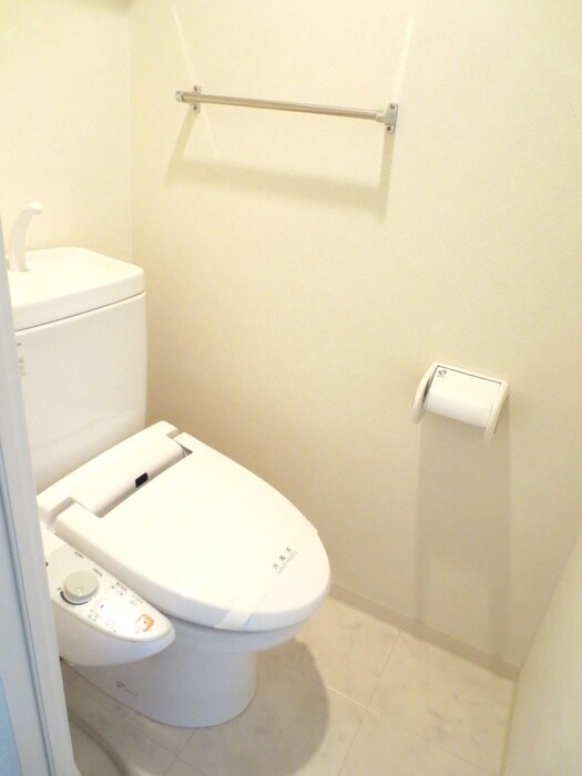 物件内観写真16　(トイレ)