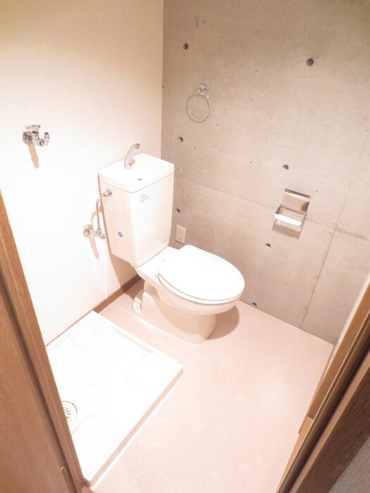 物件内観写真15　(トイレ)