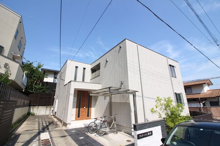 ヴィラージュ岡本外観写真