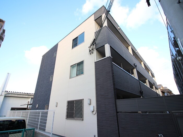 物件外観写真1　(外観写真)