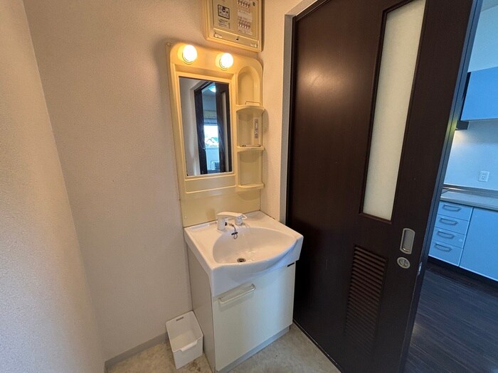 物件内観写真11　(洗面)