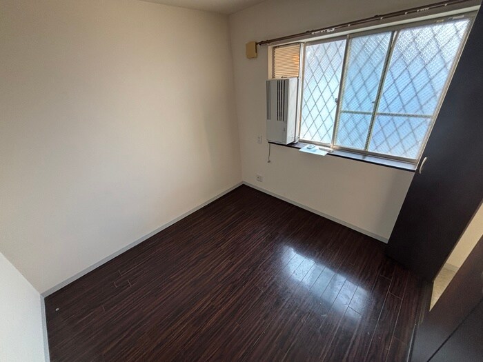 物件内観写真18　(居室)