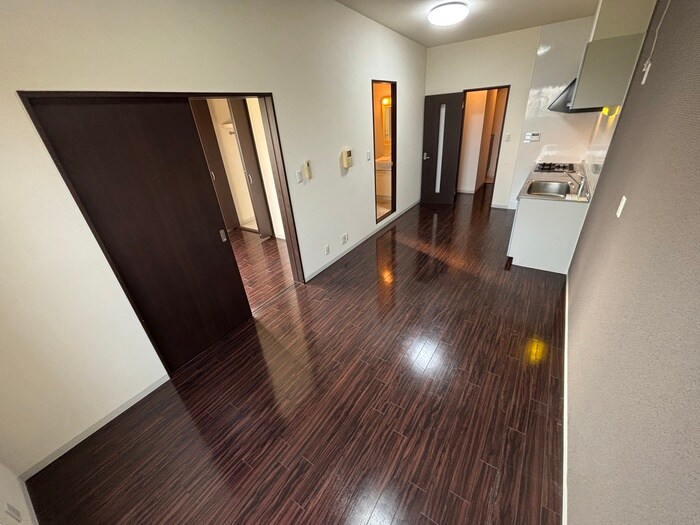 物件内観写真19　(居室)