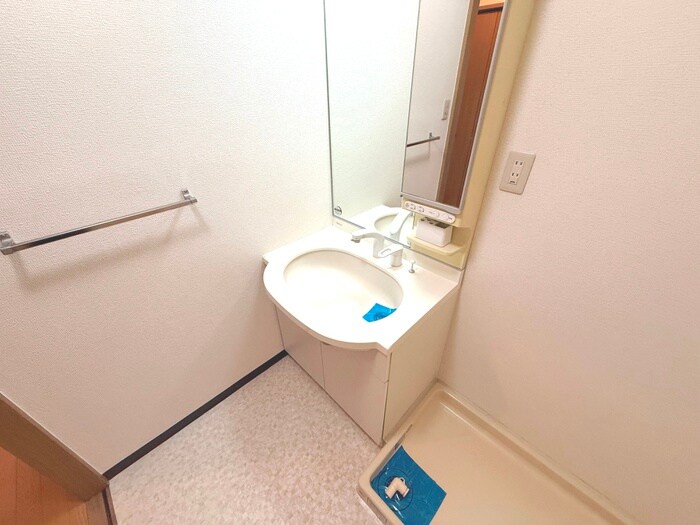 物件内観写真11　(洗面)