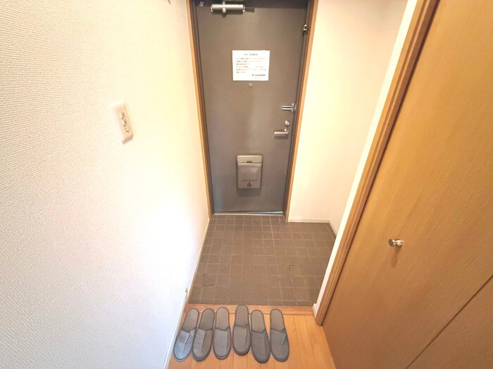 物件内観写真22　(玄関)