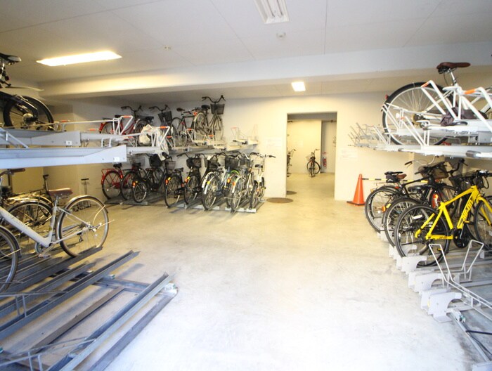 物件外観写真6　(駐輪場)