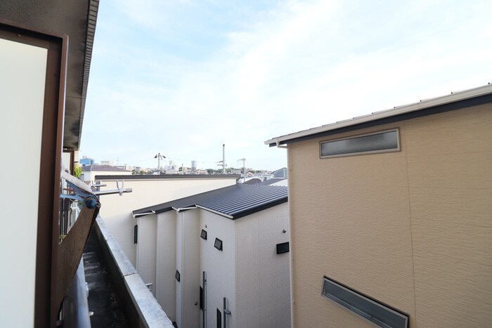 物件内観写真17　(室内からの展望)