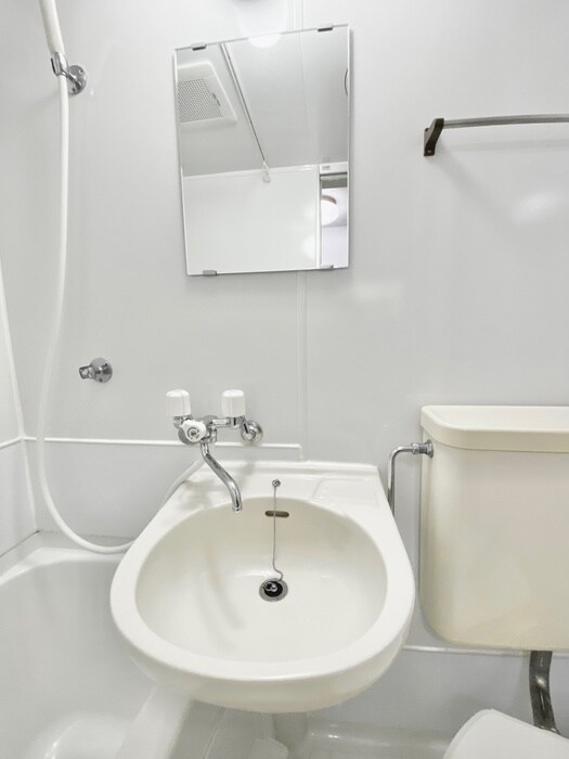 物件内観写真12　(洗面)