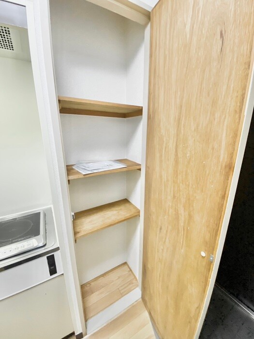 物件内観写真16　(収納)