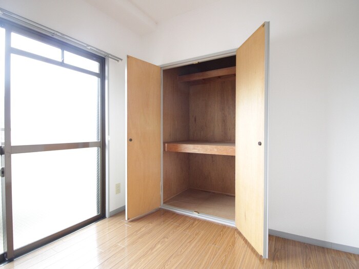 物件内観写真11　(収納)