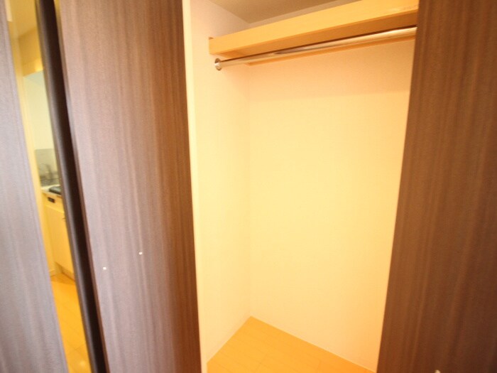 物件内観写真18　(収納)