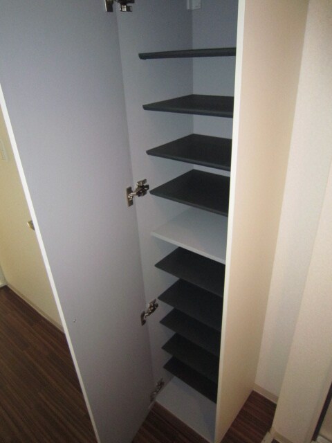 物件内観写真13　(靴箱)