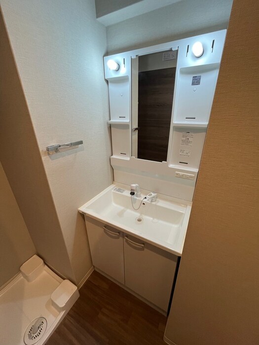 物件内観写真9　(洗面)