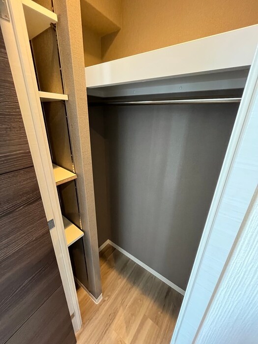 物件内観写真15　(収納)