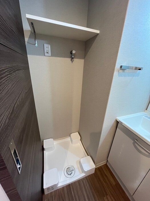 物件内観写真21　(洗濯機置場)