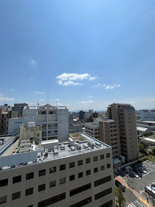 物件内観写真22　(室内からの展望)