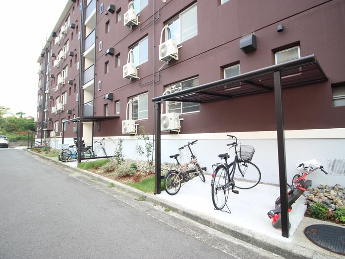 物件内観写真20　(室内からの展望)