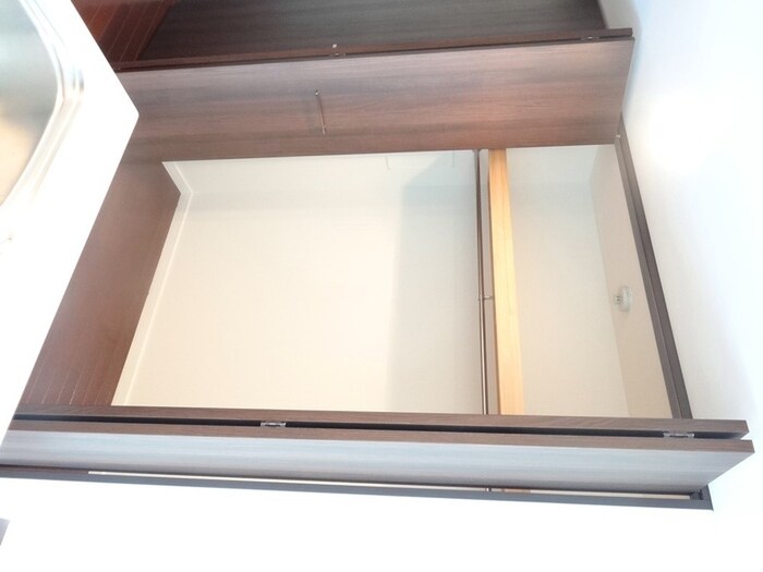 物件内観写真8　(収納)