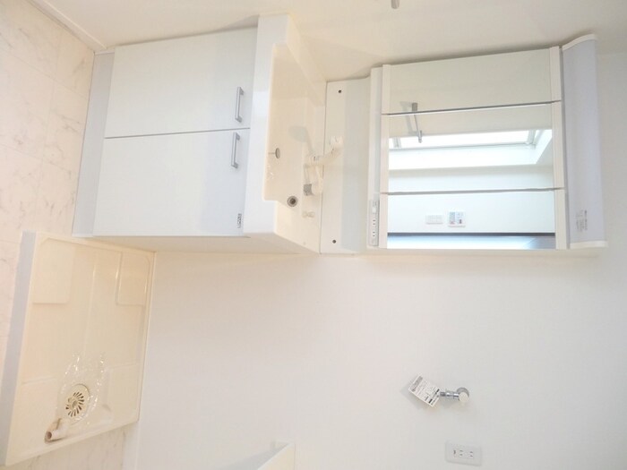 物件内観写真11　(洗面)