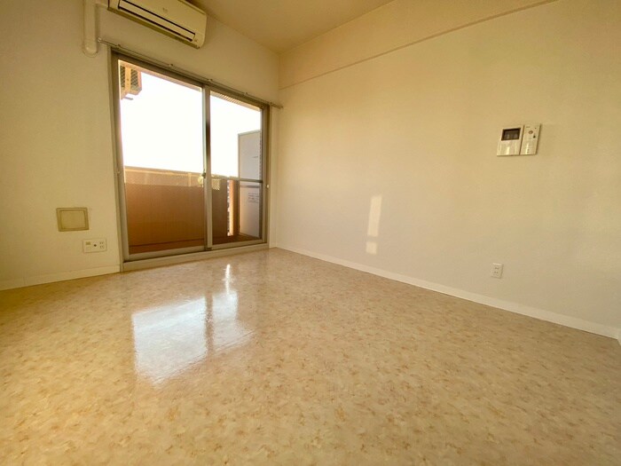 物件内観写真19　(居室)