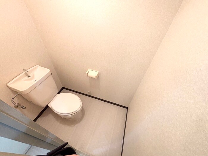 物件内観写真11　(トイレ)