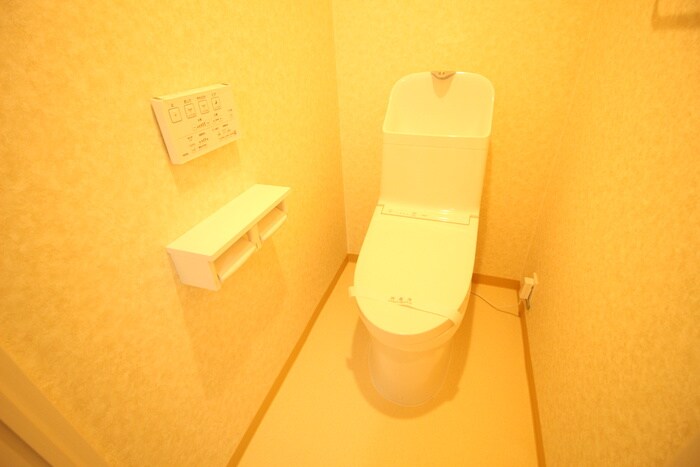 物件内観写真9　(トイレ)