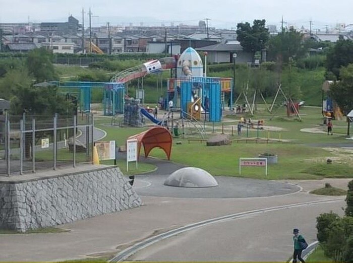 物件外観写真6　(周辺環境)