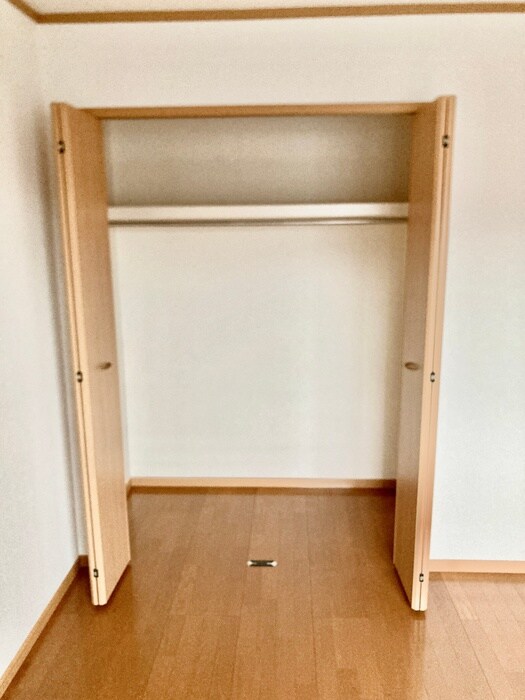 物件内観写真11　(収納)