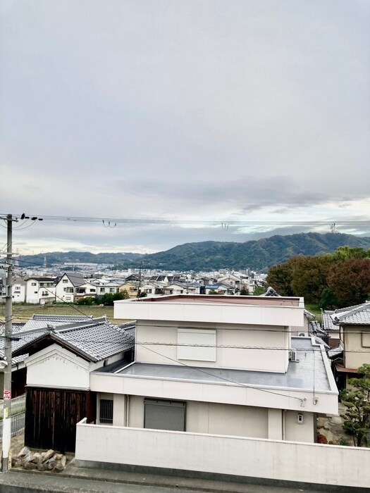 物件内観写真16　(室内からの展望)