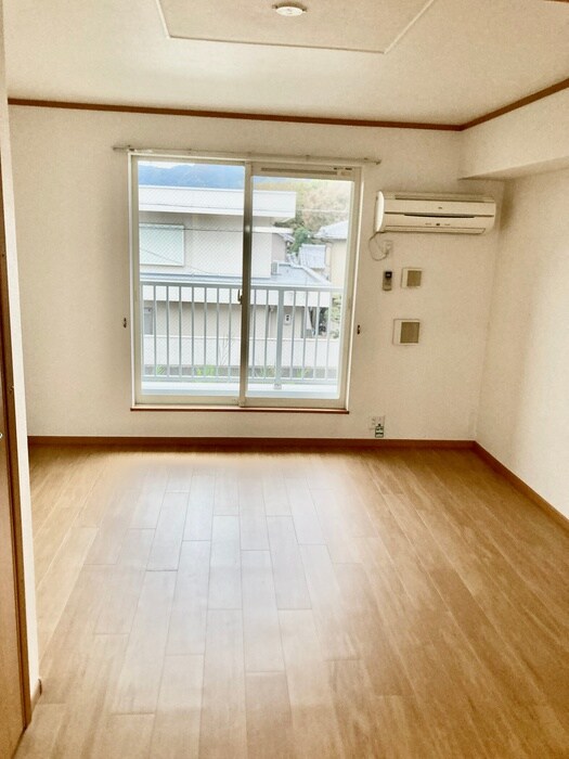 物件内観写真18　(居室)