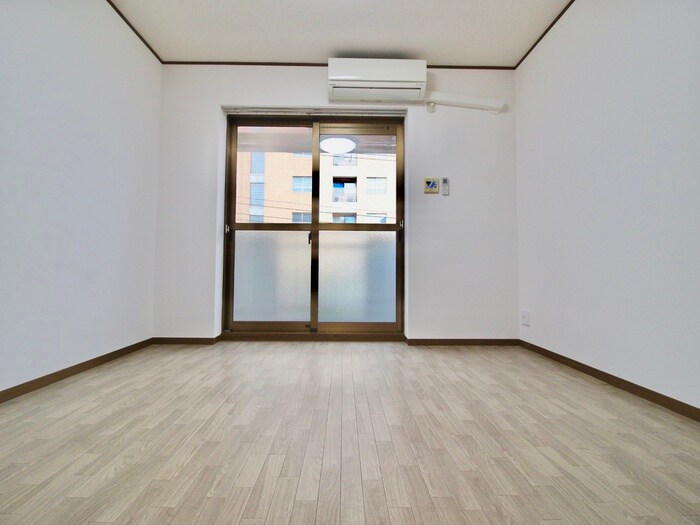 物件内観写真12　(内観写真)