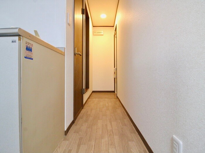 物件内観写真22　(廊下)