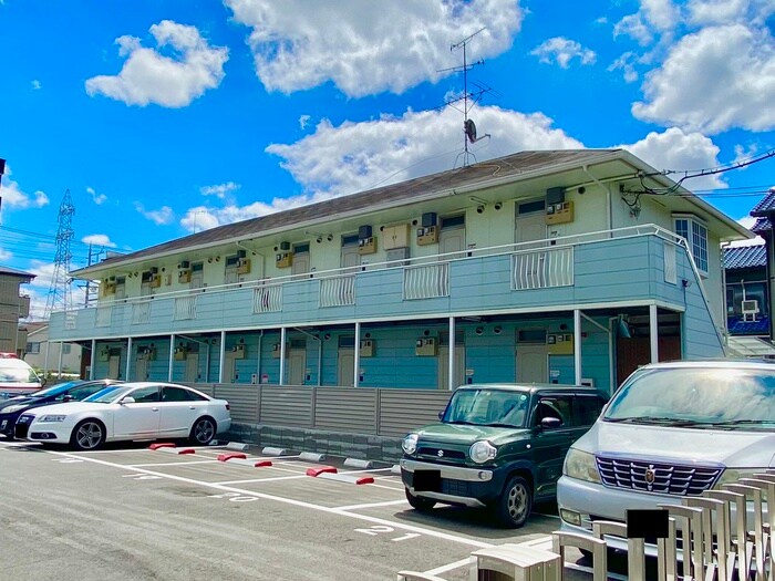 物件外観写真1　(外観写真)