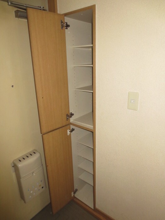 物件内観写真14　(靴箱)