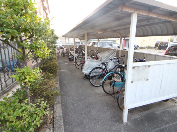 駐輪場