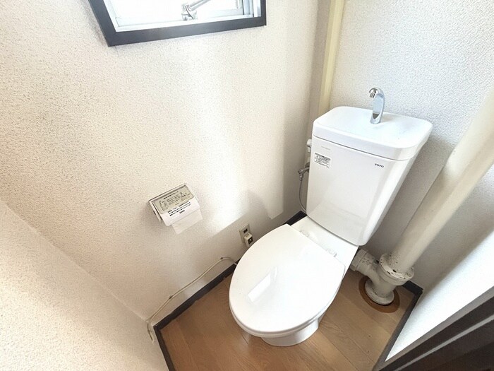 物件内観写真9　(トイレ)