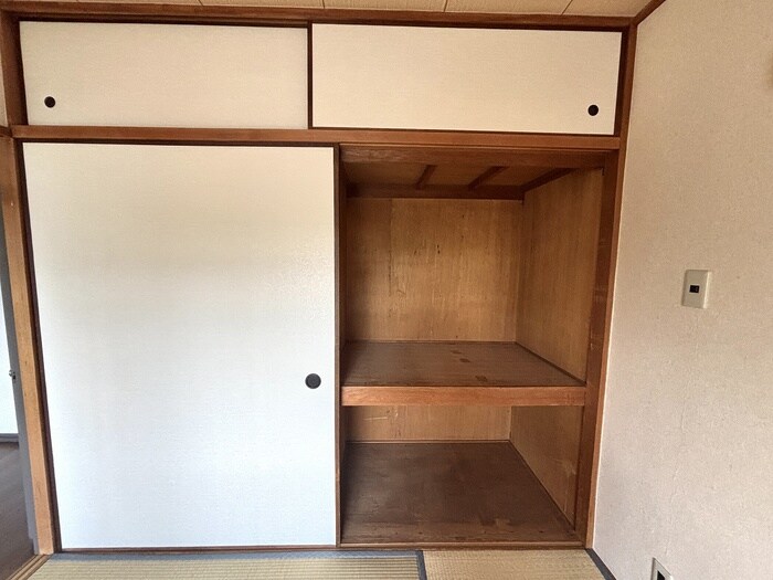 物件内観写真16　(収納)