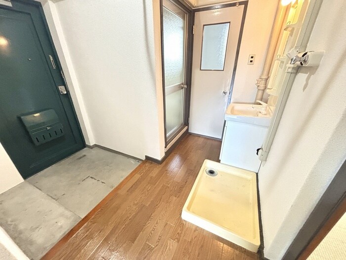 物件内観写真20　(廊下)