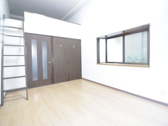 物件内観写真9　(居室)