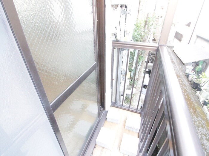 物件内観写真16　(洗濯機置場)