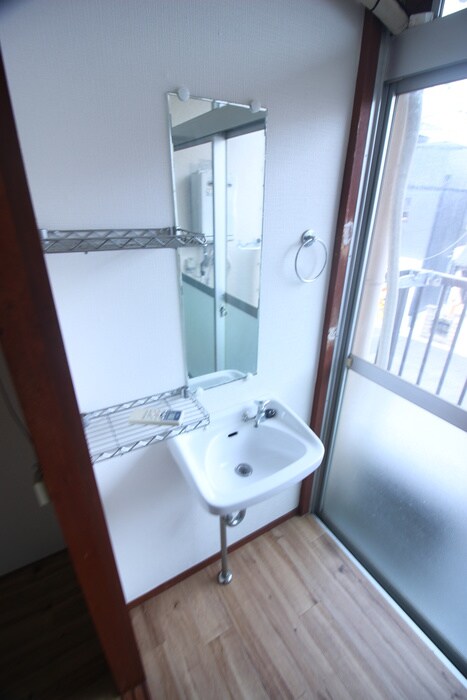 物件内観写真10　(洗面)