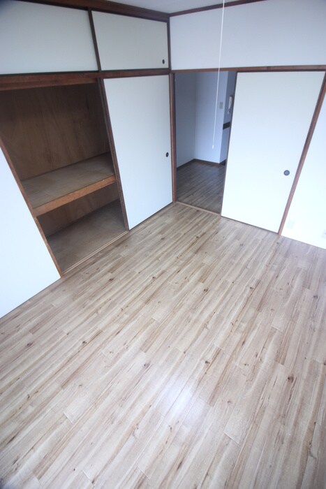 物件内観写真13　(居室)