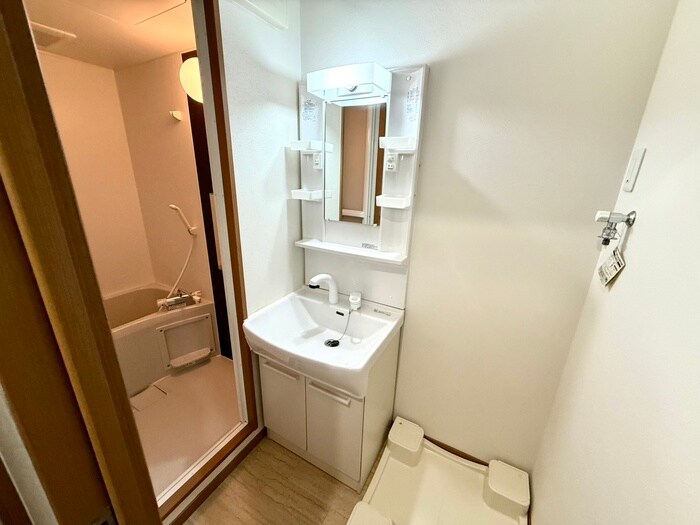 物件内観写真10　(洗面)