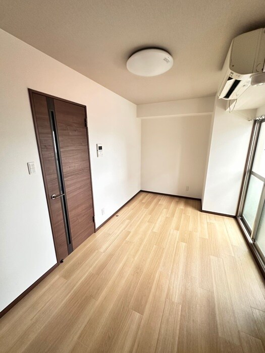 物件内観写真12　(居室)