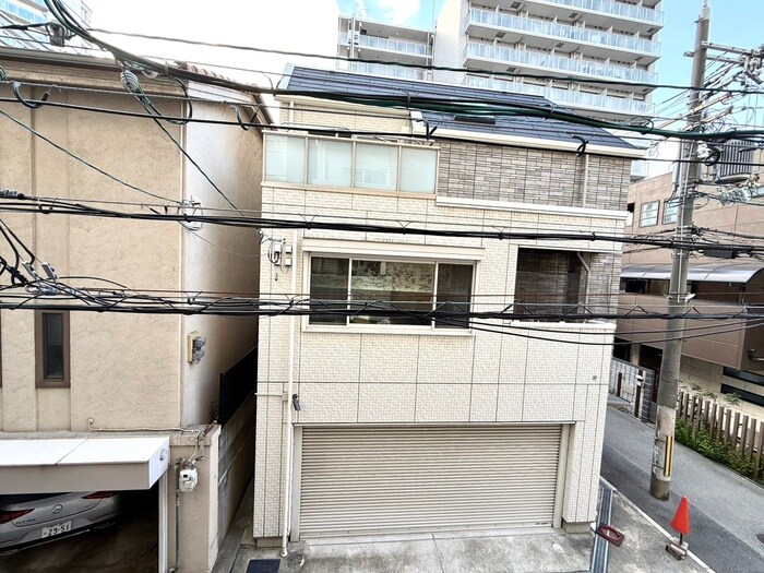 物件内観写真16　(室内からの展望)